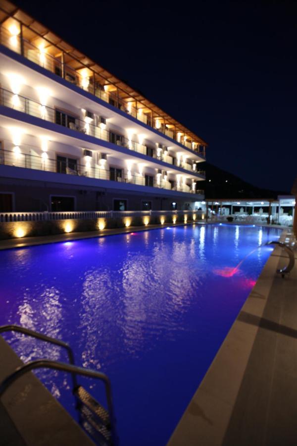 Hotel Riviera Borsh Esterno foto